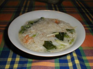 mee foon bouillon